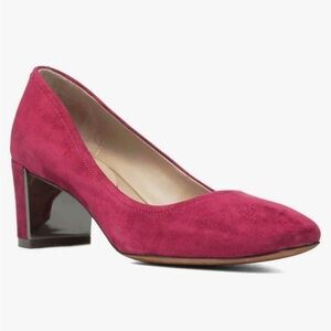 Donald J  Pliner magenta suede black heel 7M